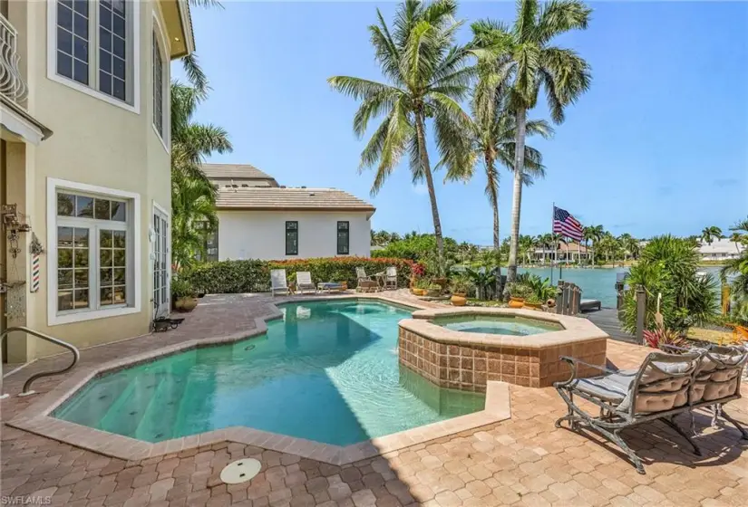 401 Hawser LN, NAPLES, Florida 34102, 4 Bedrooms Bedrooms, ,4 BathroomsBathrooms,Residential,For Sale,Hawser,224044095