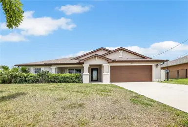 2035 16th PL, CAPE CORAL, Florida 33993,224043984